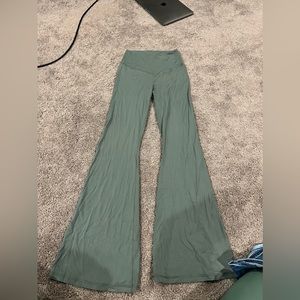 Aerie flare crossover leggings